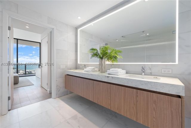500 Alton 3304, Miami Beach, FL 33139