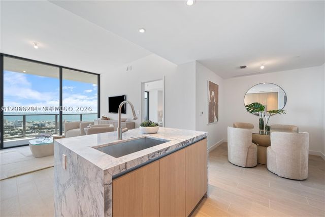 500 Alton 3304, Miami Beach, FL 33139
