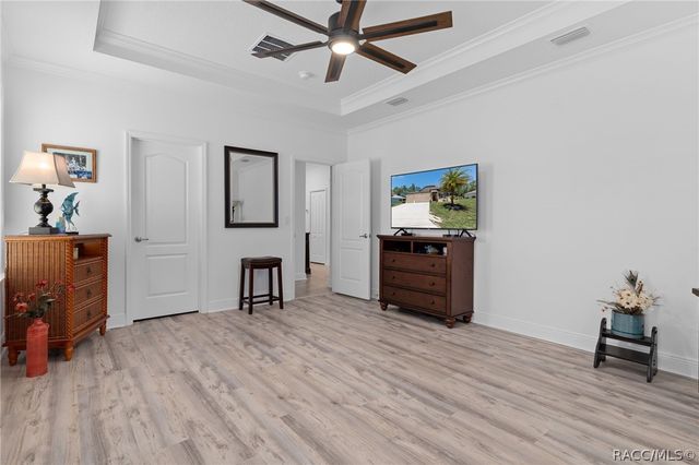 26 Fringetree Street, Homosassa, FL 34446