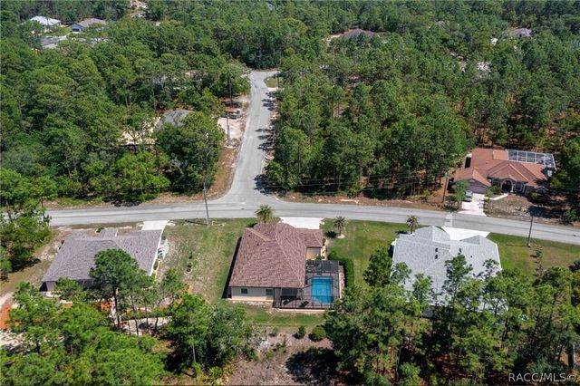 26 Fringetree Street, Homosassa, FL 34446