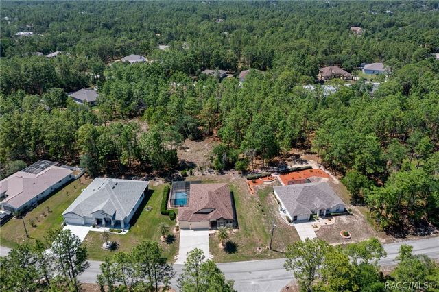 26 Fringetree Street, Homosassa, FL 34446