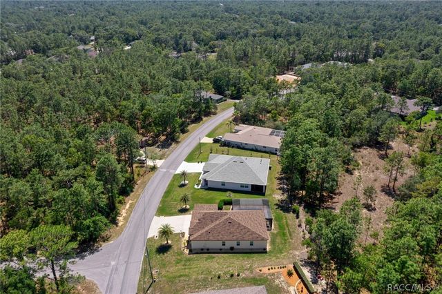 26 Fringetree Street, Homosassa, FL 34446