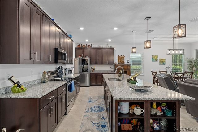 26 Fringetree Street, Homosassa, FL 34446