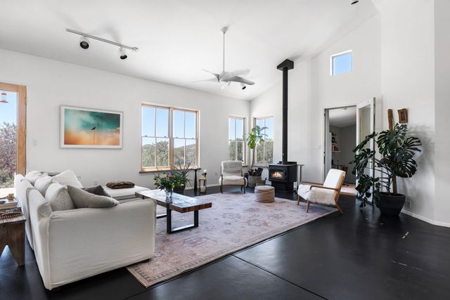 36 San Sebastian Road, Santa Fe, NM 87505