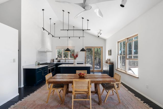 36 San Sebastian Road, Santa Fe, NM 87505
