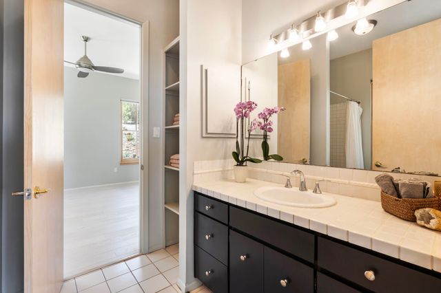 36 San Sebastian Road, Santa Fe, NM 87505