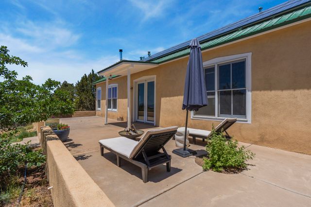 36 San Sebastian Road, Santa Fe, NM 87505