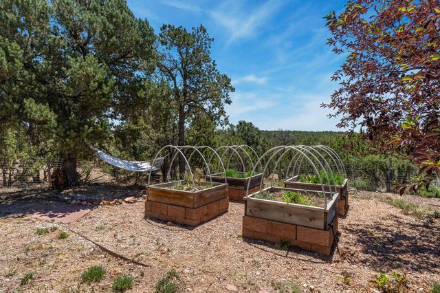 36 San Sebastian Road, Santa Fe, NM 87505
