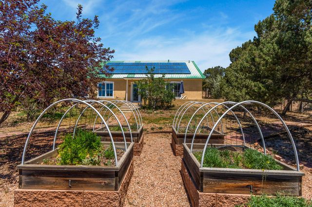 36 San Sebastian Road, Santa Fe, NM 87505