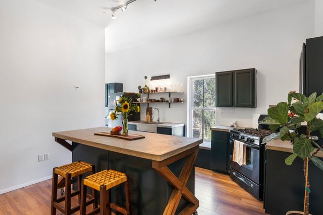 36 San Sebastian Road, Santa Fe, NM 87505