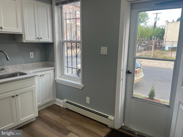 1223 S 10TH ST, Camden, NJ 08104
