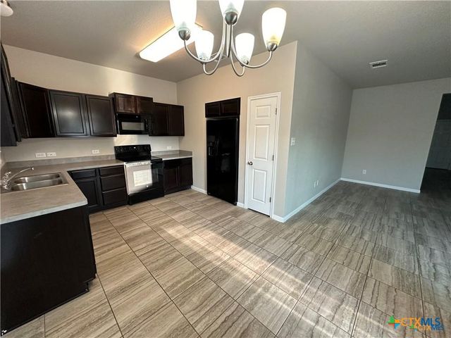 2216 Vicksburg Lane, Temple, TX 76504