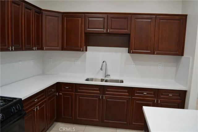 221 W 10th Street, Perris, CA 92570