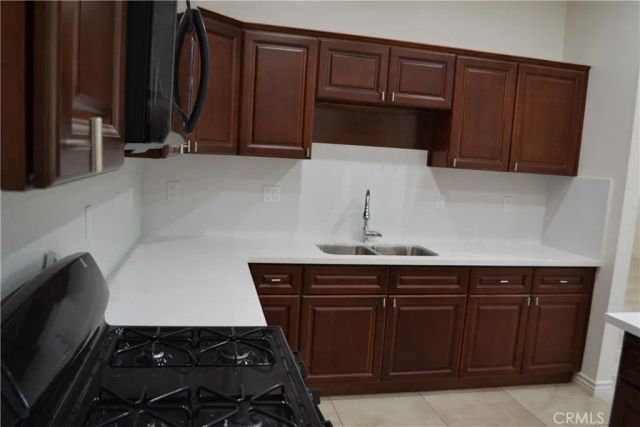 221 W 10th Street, Perris, CA 92570