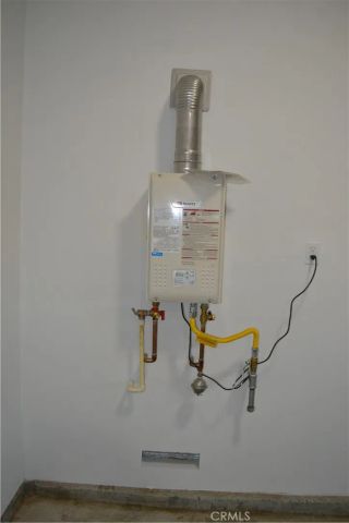 221 W 10th Street, Perris, CA 92570