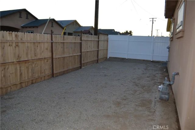 221 W 10th Street, Perris, CA 92570