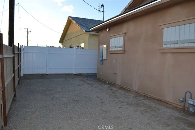 221 W 10th Street, Perris, CA 92570