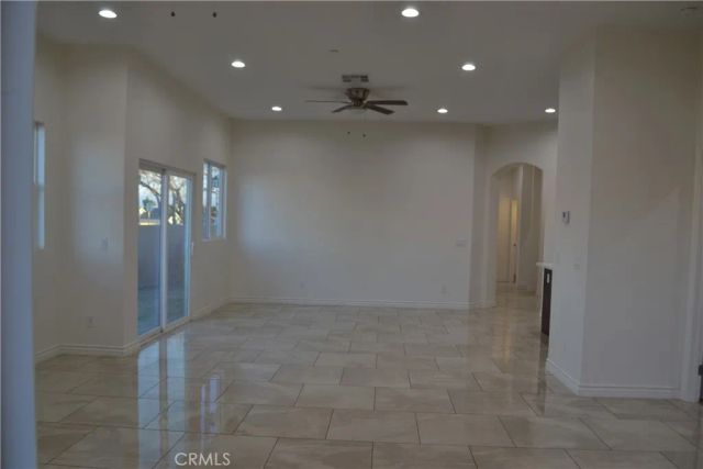 221 W 10th Street, Perris, CA 92570