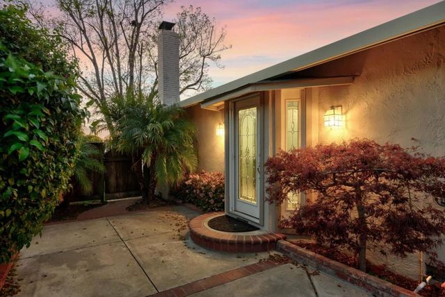 1396 Fallen Leaf, Milpitas, CA 95035