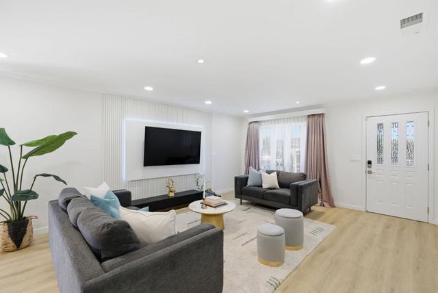 1396 Fallen Leaf, Milpitas, CA 95035