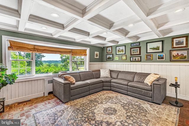 615 OLD KINGS HWY, Downingtown, PA 19335