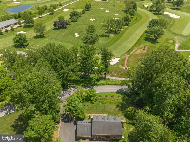 615 OLD KINGS HWY, Downingtown, PA 19335