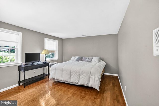 615 OLD KINGS HWY, Downingtown, PA 19335