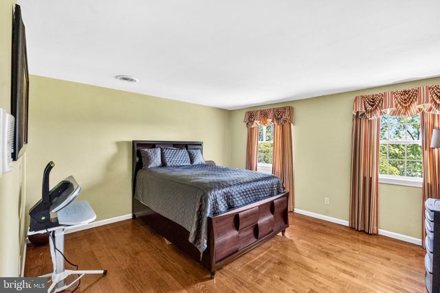 615 OLD KINGS HWY, Downingtown, PA 19335