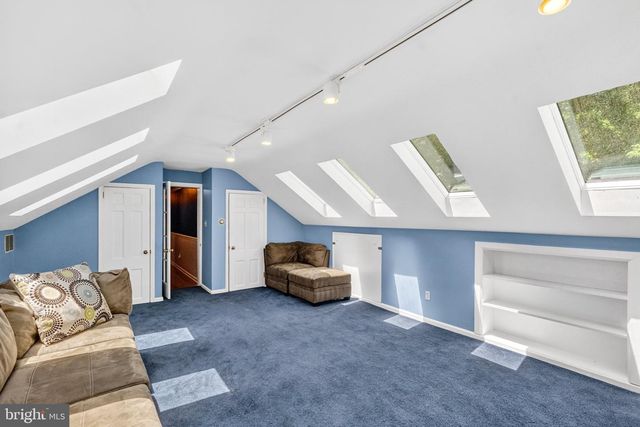 615 OLD KINGS HWY, Downingtown, PA 19335