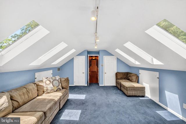 615 OLD KINGS HWY, Downingtown, PA 19335