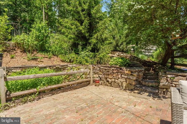615 OLD KINGS HWY, Downingtown, PA 19335