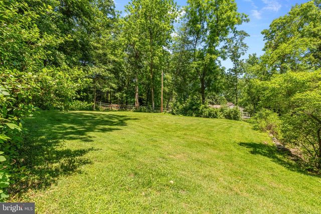 615 OLD KINGS HWY, Downingtown, PA 19335