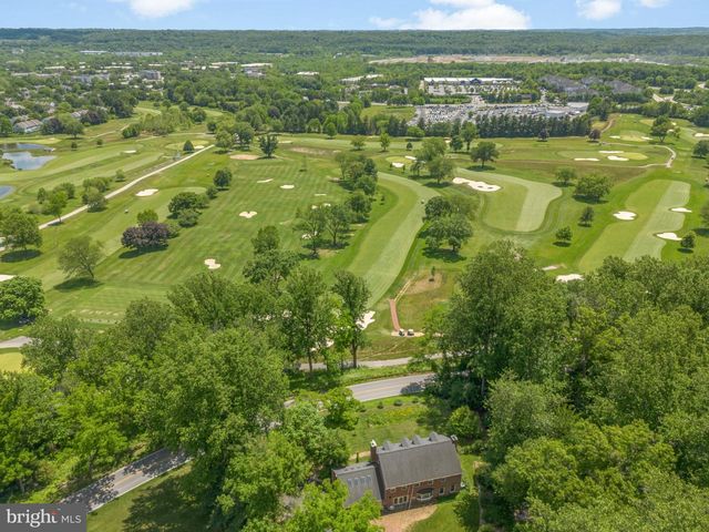 615 OLD KINGS HWY, Downingtown, PA 19335