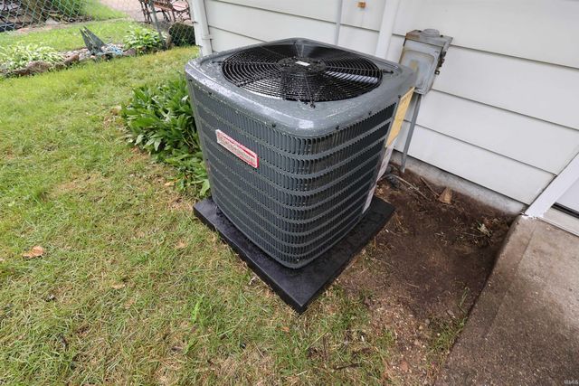 187 St Clair Avenue, Elkhart, IN 46516