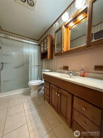 1415 E 55th Street, Tacoma, WA 98404