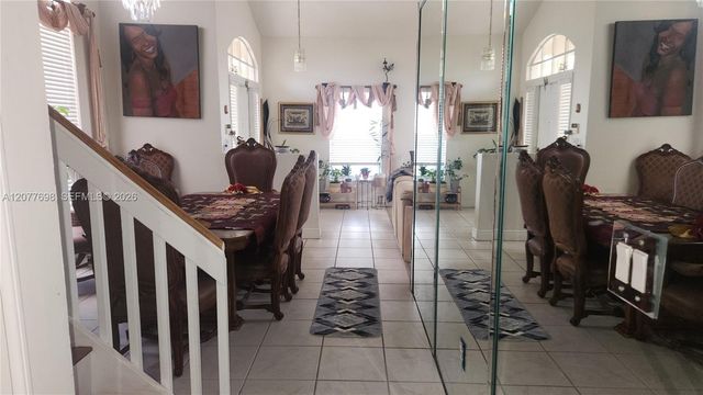 1055 NW 187th Avenue, Pembroke Pines, FL 33029