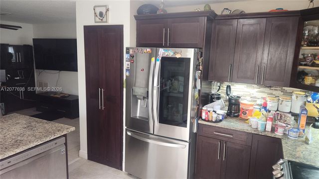 1055 NW 187th Avenue, Pembroke Pines, FL 33029