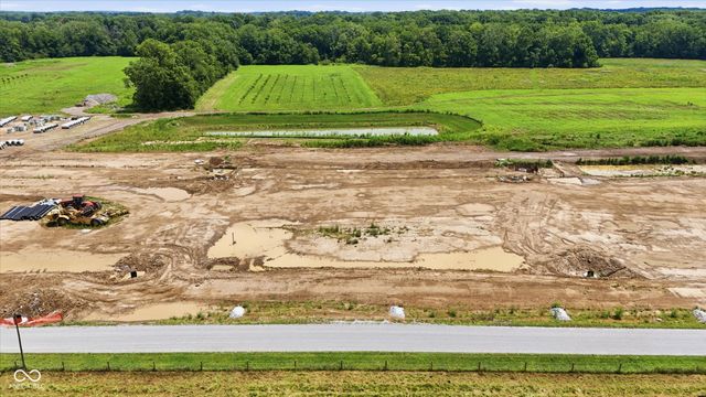 1565 Overlook Court, Zionsville, IN 46077
