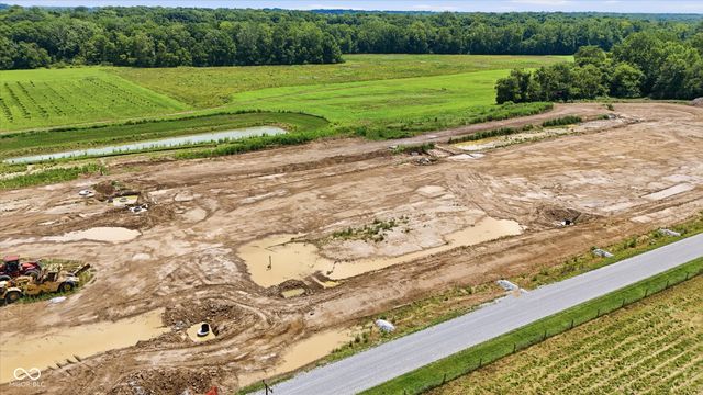 1565 Overlook Court, Zionsville, IN 46077