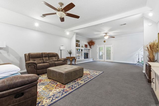 106 Lecroy Road, Hot Springs, AR 71901