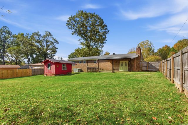 106 Lecroy Road, Hot Springs, AR 71901