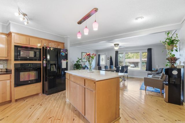 106 Lecroy Road, Hot Springs, AR 71901