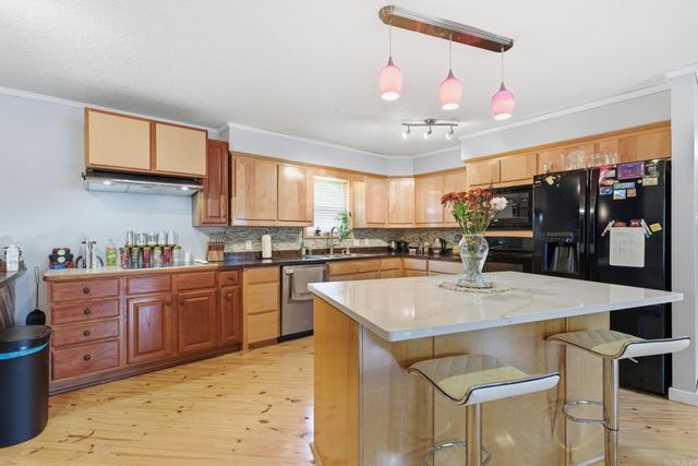 106 Lecroy Road, Hot Springs, AR 71901