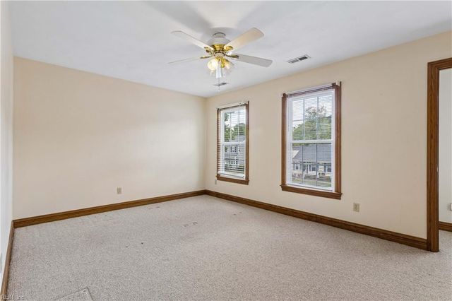 423 Las Gaviotas BLVD, Chesapeake, VA 23322