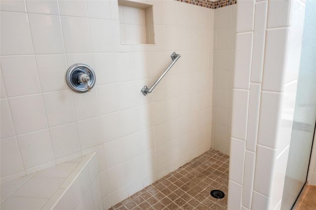 27601 COUNTRY STONE COURT, Leesburg, FL 34748