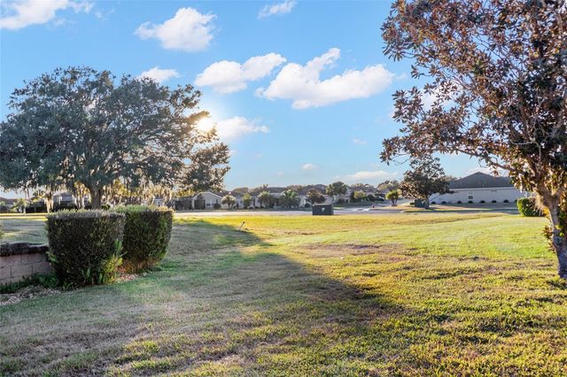 27601 COUNTRY STONE COURT, Leesburg, FL 34748