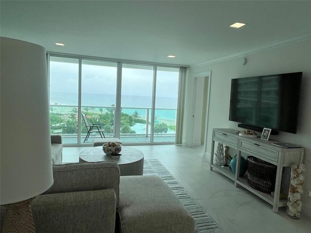 333 NE 21st Avenue 900, Deerfield Beach, FL 33441