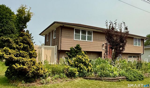 46 Tedesco Drive, Waterbury, CT 06708
