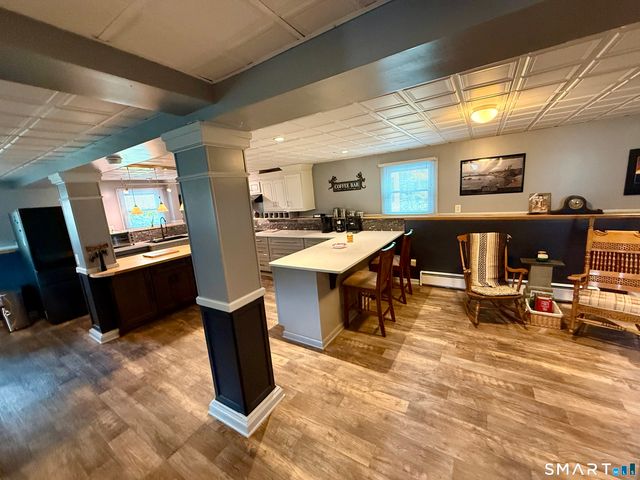 46 Tedesco Drive, Waterbury, CT 06708