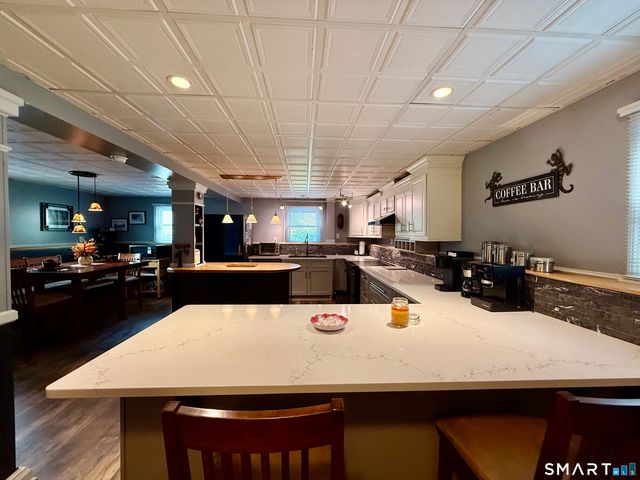 46 Tedesco Drive, Waterbury, CT 06708